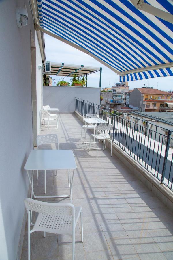 B&B Attico 160 Catânia Exterior foto